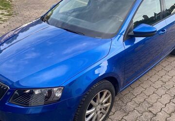 Skoda Octavia 213.000 km 7.700 &euro; Aufseß 91347