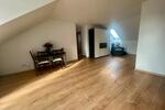 Dachgeschoßwohnung Bindlach - 4 Zimmer, 80 m&sup2;, 980&euro; | Angebot:27566791
