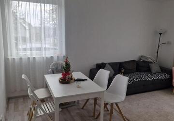 Wohnung Mainleus - 4 Zimmer, 87 m&sup2;, 1.080&euro; | Angebot:27570668