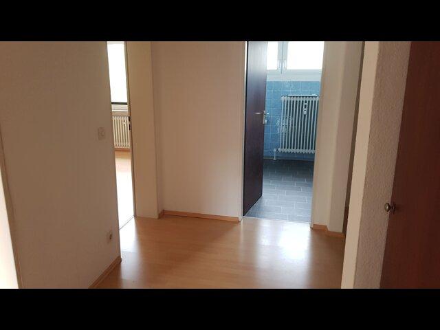 Etagenwohnung Bayreuth Bernecker Straße / Insel / Riedelsberg - 2 Zimmer, 67 m&sup2;, 670&euro; | Angebot:27591963