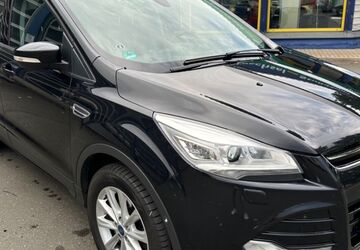Ford Kuga 193.000 km 9.990 &euro; Bayreuth 95448