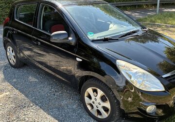 Hyundai i20 214.000 km 1.325 &euro; Bayreuth 95448