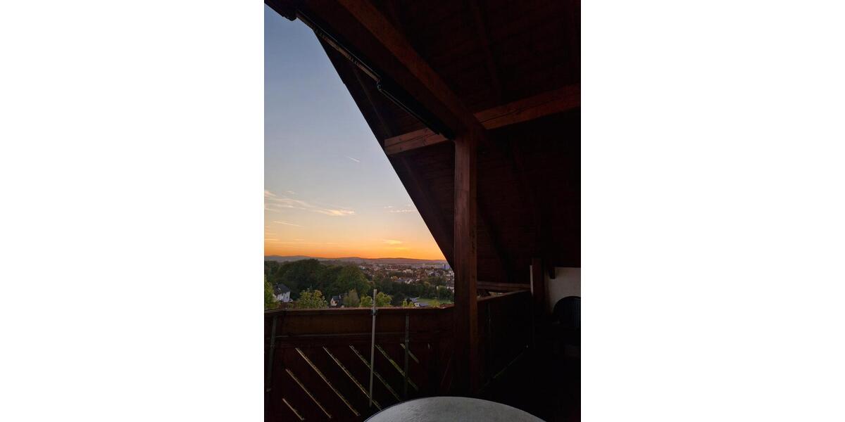 Etagenwohnung Bayreuth Bernecker Straße / Insel / Riedelsberg - 5 Zimmer, 135 m&sup2;, 1.200&euro; | Angebot:27569016
