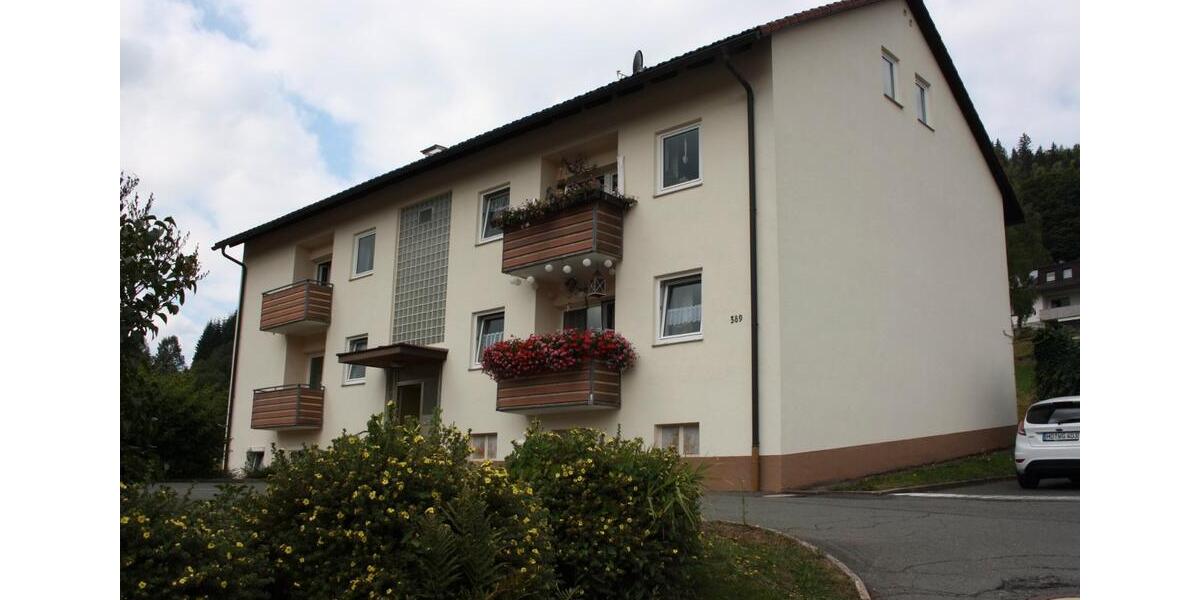 Dachgeschoßwohnung Warmensteinach - 3 Zimmer, 60 m&sup2;, 450&euro; | Angebot:27542820