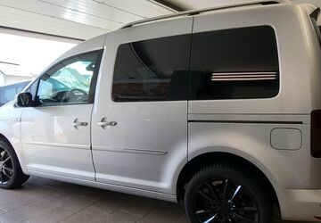 VW Caddy 164.000 km 14.500 &euro; Creußen 95473