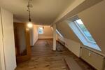 Dachgeschoßwohnung Gößweinstein - 4 Zimmer, 85 m&sup2;, 790&euro; | Angebot:27578930