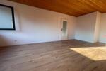 Dachgeschoßwohnung Bayreuth Meyernberg - 3 Zimmer, 89 m&sup2;, 1.030&euro; | Angebot:27544355