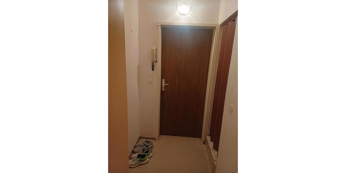 Etagenwohnung Creußen - 2 Zimmer, 35 m&sup2;, 240&euro; | Angebot:27571989