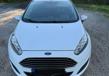 Ford Fiesta 86.837 km 4.900 &euro; Tröstau 95709