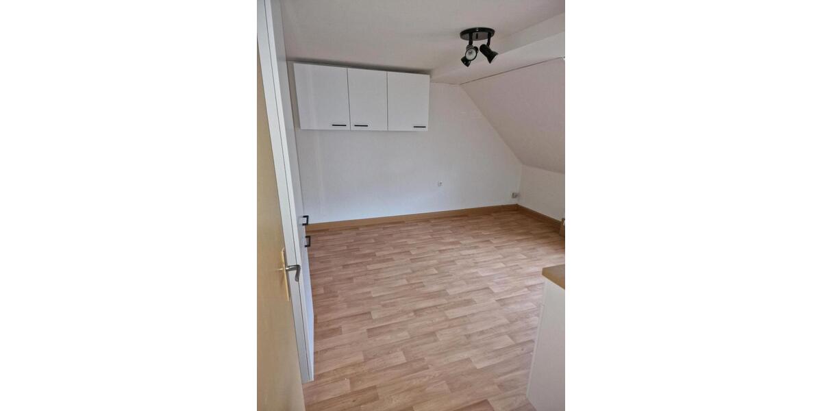 Dachgeschoßwohnung Gefrees Böseneck - 2 Zimmer, 53 m&sup2;, 675&euro; | Angebot:27571999
