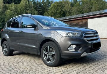 Ford Kuga 153.000 km 10.490 &euro; Neusorg 95700