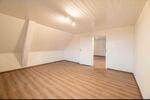 Dachgeschoßwohnung Neuenmarkt - 2 Zimmer, 58 m&sup2;, 590&euro; | Angebot:27588918