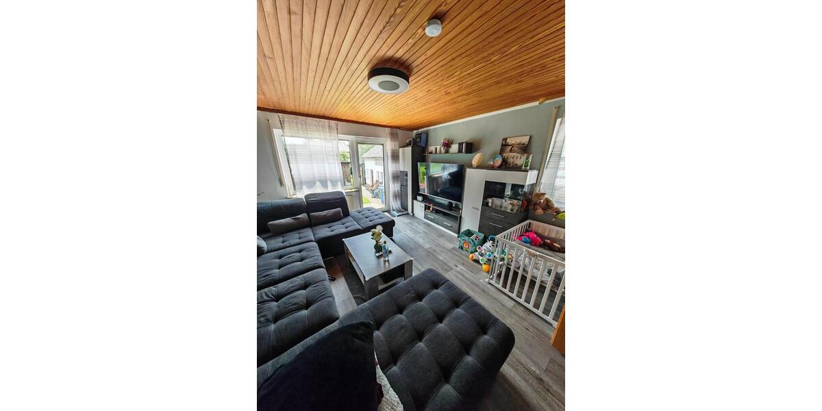 Hochparterre Marktleugast - 3 Zimmer, 75 m&sup2;, 550&euro; | Angebot:27586393