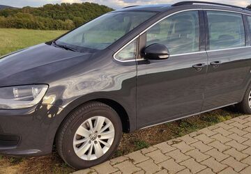 VW Sharan 250.300 km 8.900 &euro; Gesees 95494