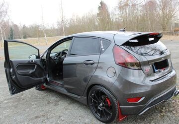 Ford Fiesta 65.000 km 14.500 &euro; Fichtelberg 95686
